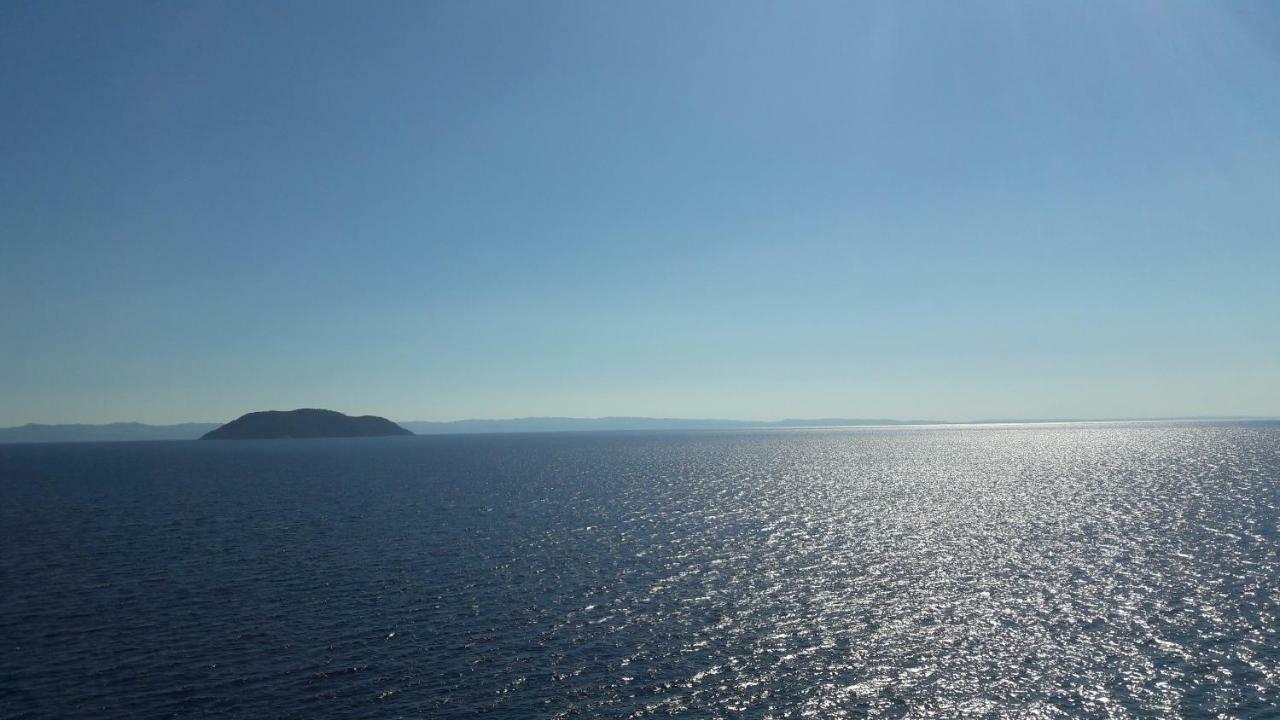 Casa Bianca Μεζονέτα Με Θέα Στη Θάλασσα Lejlighed Neos Marmaras Eksteriør billede