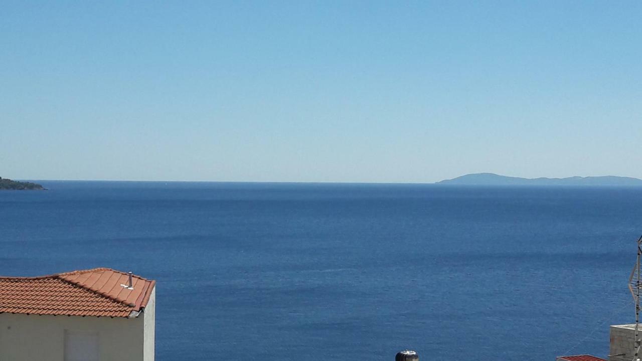 Casa Bianca Μεζονέτα Με Θέα Στη Θάλασσα Lejlighed Neos Marmaras Eksteriør billede