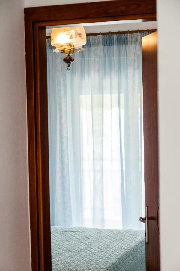 Casa Bianca Μεζονέτα Με Θέα Στη Θάλασσα Lejlighed Neos Marmaras Eksteriør billede